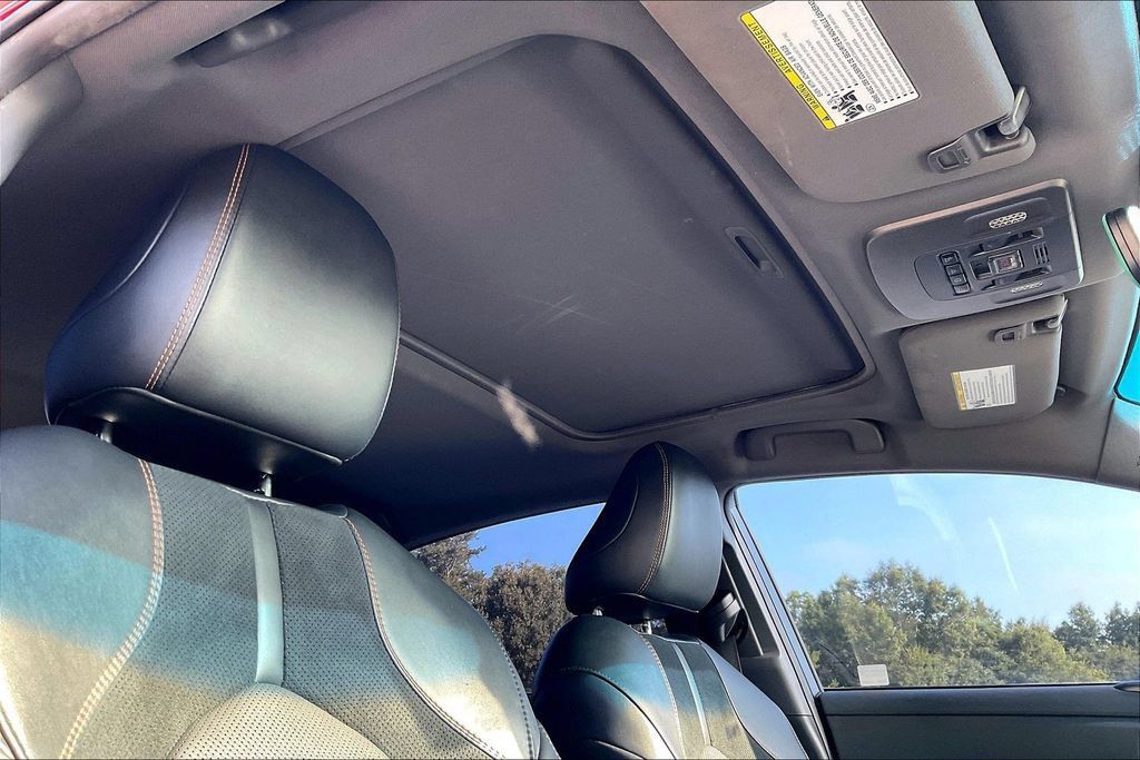 Used 2019 Toyota Avalon XSE FWD image 22