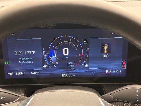 Used 2026 Chevrolet Equinox LT AWD/4WD image 10