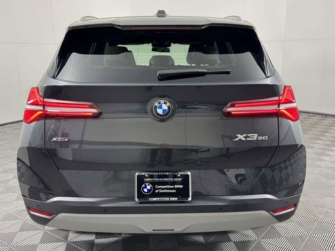 Used 2025 BMW X3 xDrive30i w/ Convenience Package image 9