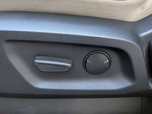 Used 2022 Ford Ranger Lariat w/ Equipment Group 501A High image 18