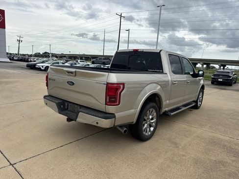 Used 2017 Ford F150 Lariat RWD image 10