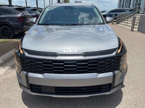 New 2026 Kia Sportage LX FWD image 2