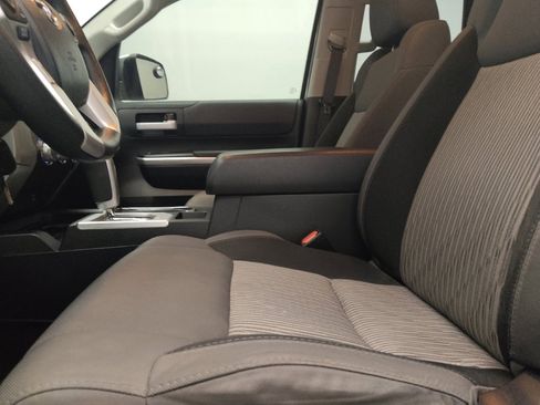 Used 2017 Toyota Tundra SR RWD image 17