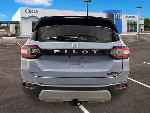 New 2026 Honda Pilot TrailSport image 4