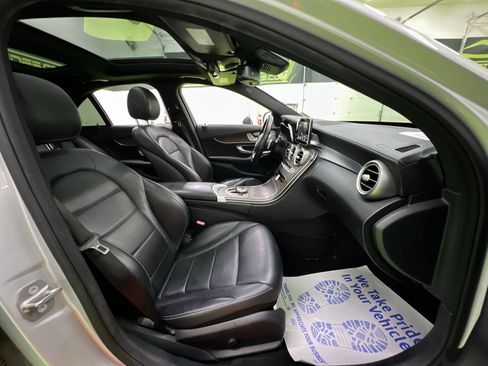 Used 2017 Mercedes-Benz C 300 Sedan w/ Premium 2 Package image 29
