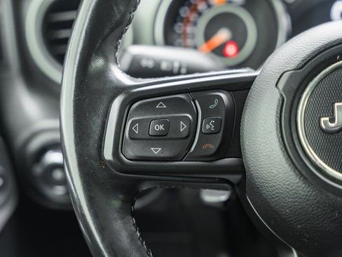 Used 2022 Jeep Wrangler Unlimited Sport image 39