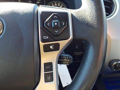 Used 2018 Toyota Tundra SR5 w/ SR5 Upgrade Package image 25