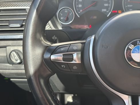 Used 2018 BMW M3 Base image 15