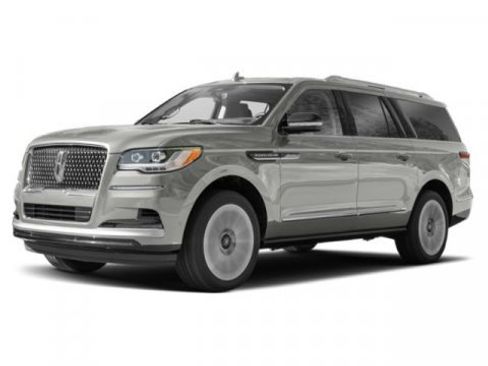 Used 2022 Lincoln Navigator Reserve image 1