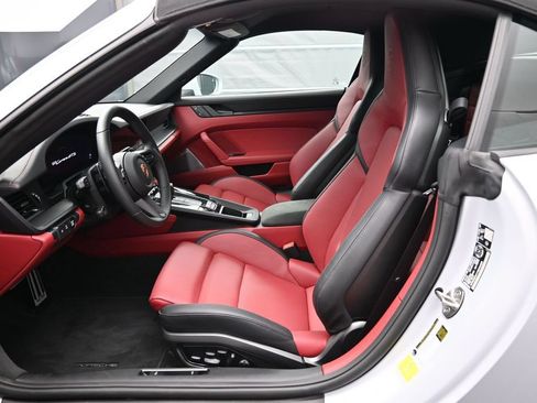 Used 2026 Porsche 911 Carrera GTS RWD image 5