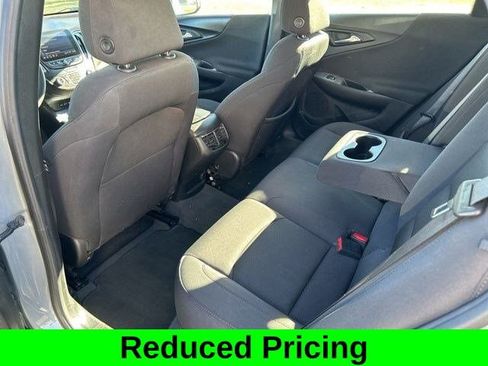 Used 2023 Chevrolet Malibu LT image 35