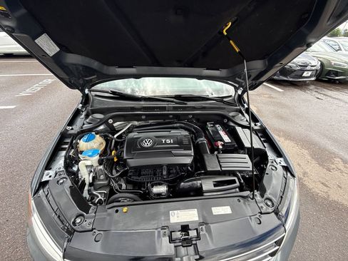 Used 2017 Volkswagen Jetta SEL FWD image 10