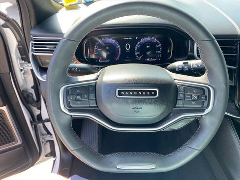 Used 2022 Jeep Wagoneer Series I w/ Convenience Group I AWD/4WD image 10