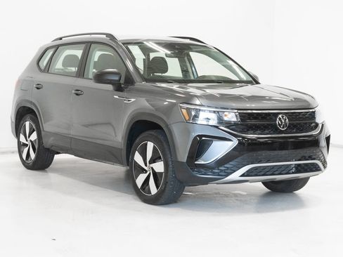 Used 2024 Volkswagen Taos S AWD/4WD image 5