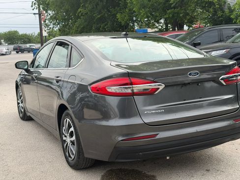 Used 2019 Ford Fusion S FWD image 6