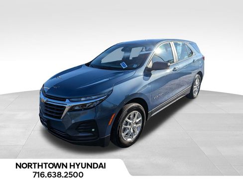 Used 2024 Chevrolet Equinox LS image 3