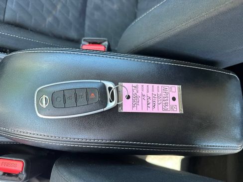 Used 2023 Nissan Kicks SV FWD image 15