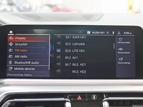 Used 2023 BMW X6 xDrive40i w/ Executive Package image 22