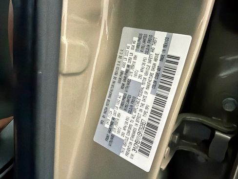 Used 2025 MAZDA CX-30 Carbon image 36