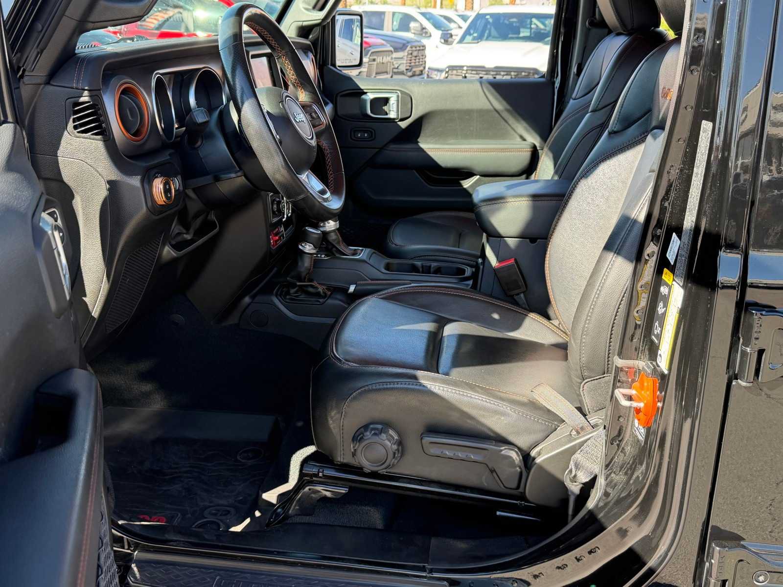 Used 2022 Jeep Gladiator Mojave w/ LED Lighting Group AWD/4WD image 23