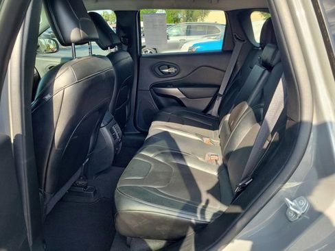 Used 2022 Jeep Cherokee Latitude Lux image 13