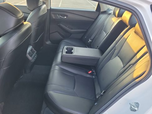 Used 2025 Honda Accord EX-L image 10
