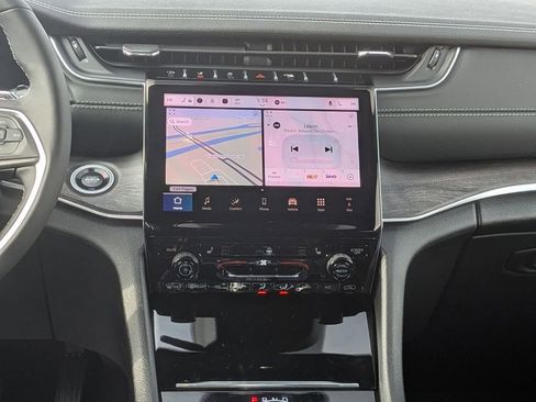 New 2025 Jeep Grand Cherokee L Limited w/ Trailer Tow Package image 28