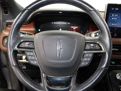 Used 2022 Lincoln Nautilus Reserve w/ Equipment Group 201A image 37