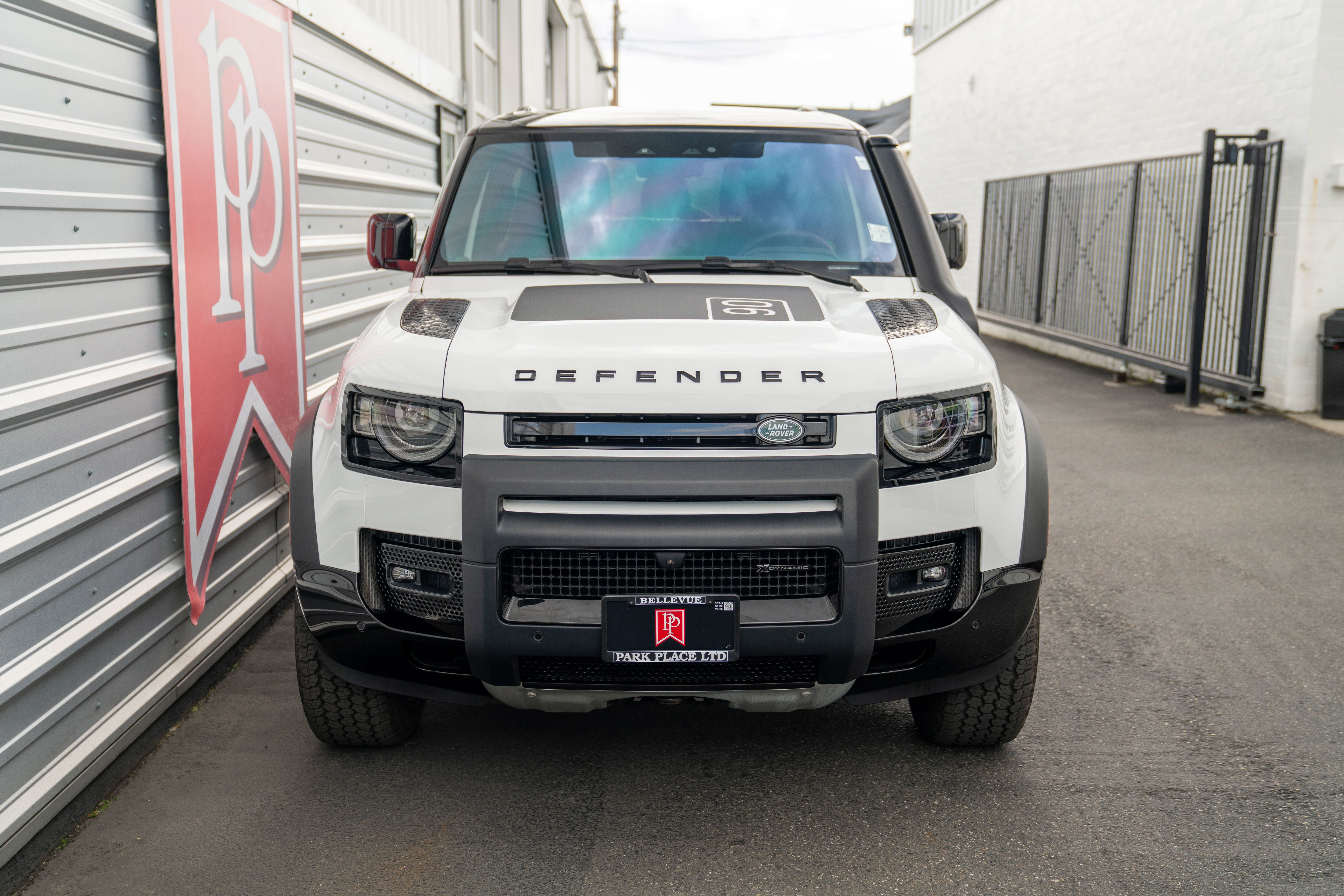 Used 2022 Land Rover Defender 90 X-Dynamic S AWD/4WD image 37