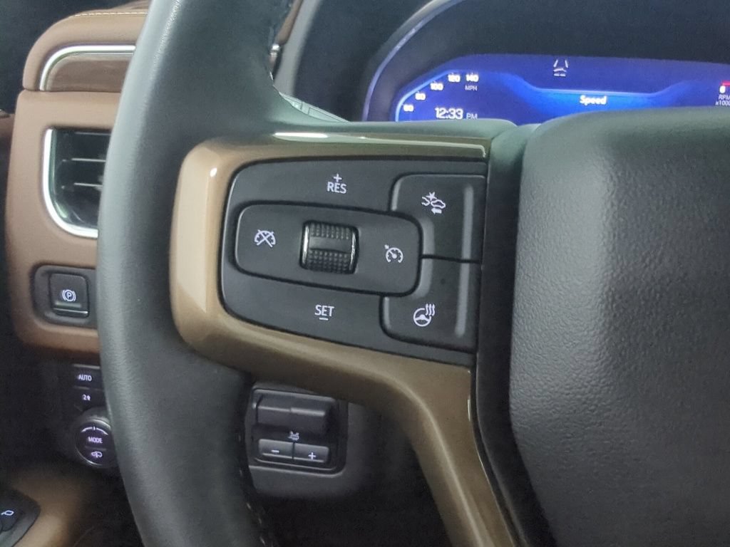 Used 2023 Chevrolet Tahoe High Country AWD/4WD image 16
