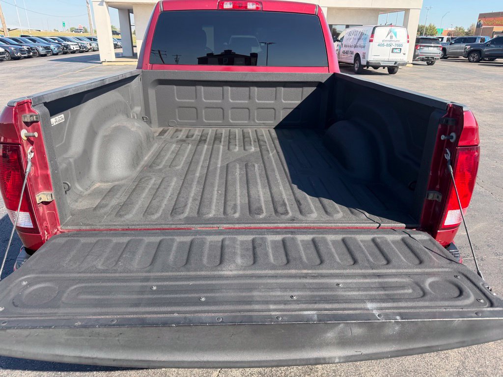 Used 2015 RAM 1500 Express RWD image 17