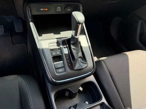 Certified 2025 Honda CR-V LX image 27