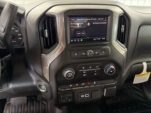 New 2026 Chevrolet Silverado 1500 W/T AWD/4WD image 22