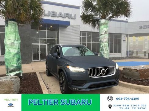 Used 2022 Volvo XC90 T6 Momentum w/ Climate Package image 1
