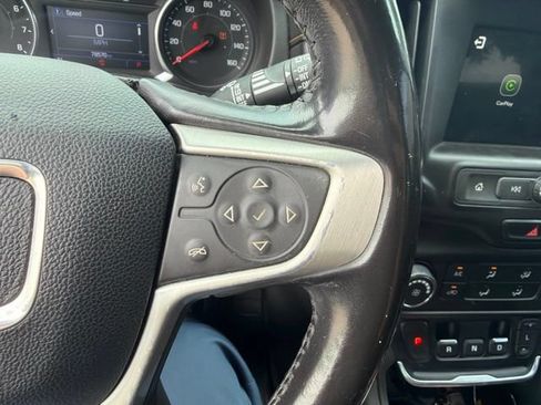 Used 2019 GMC Terrain SLE w/ Black Edition FWD image 18