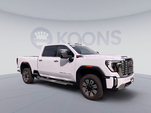 New 2026 GMC Sierra 3500 Denali image 10