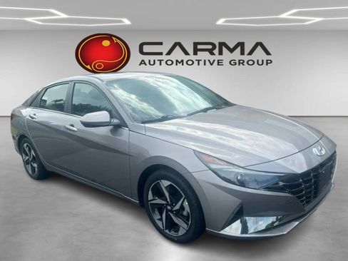 Used 2021 Hyundai Elantra SEL w/ Convenience + Premium Package FWD image 7