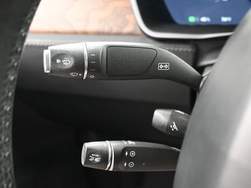 Used 2020 Tesla Model X Long Range image 20