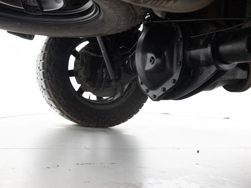 Used 2013 GMC Sierra 2500 Denali w/ Suspension Package, Off-Road image 23