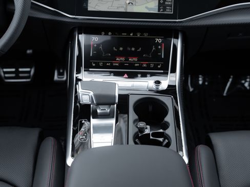 Certified 2026 Audi Q7 3.0T Prestige AWD/4WD image 18