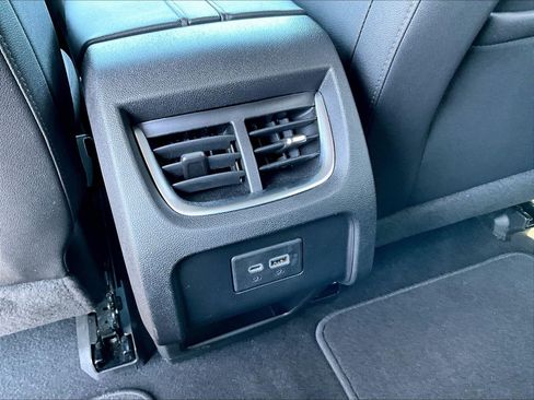 Used 2021 Chevrolet Blazer LT FWD image 10