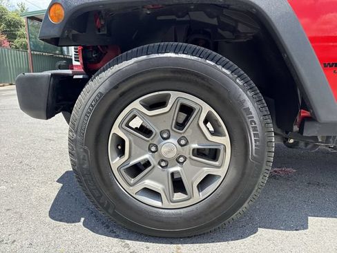 Used 2016 Jeep Wrangler Unlimited Rubicon AWD/4WD image 10