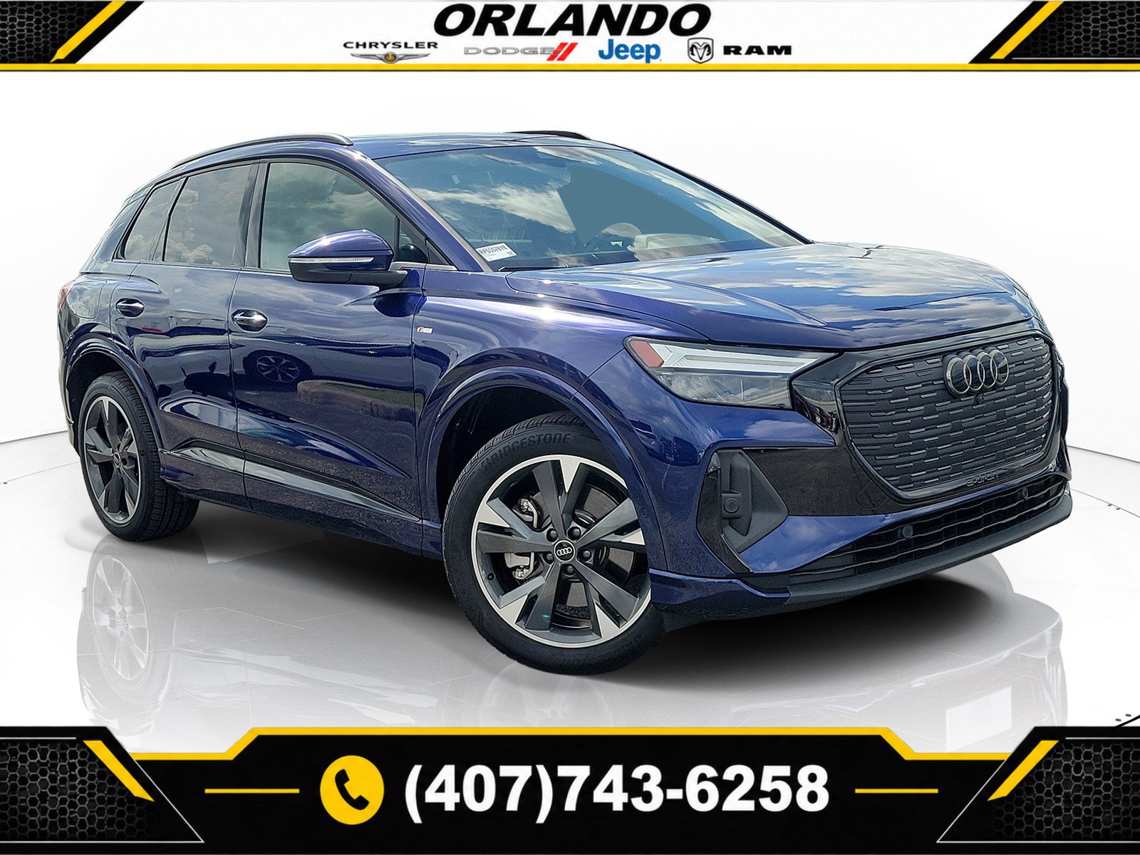 Used 2024 Audi Q4 e-tron Premium Plus AWD/4WD image 1