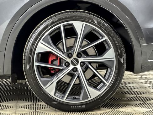 Used 2023 Audi SQ5 Prestige w/ Prestige Package image 25