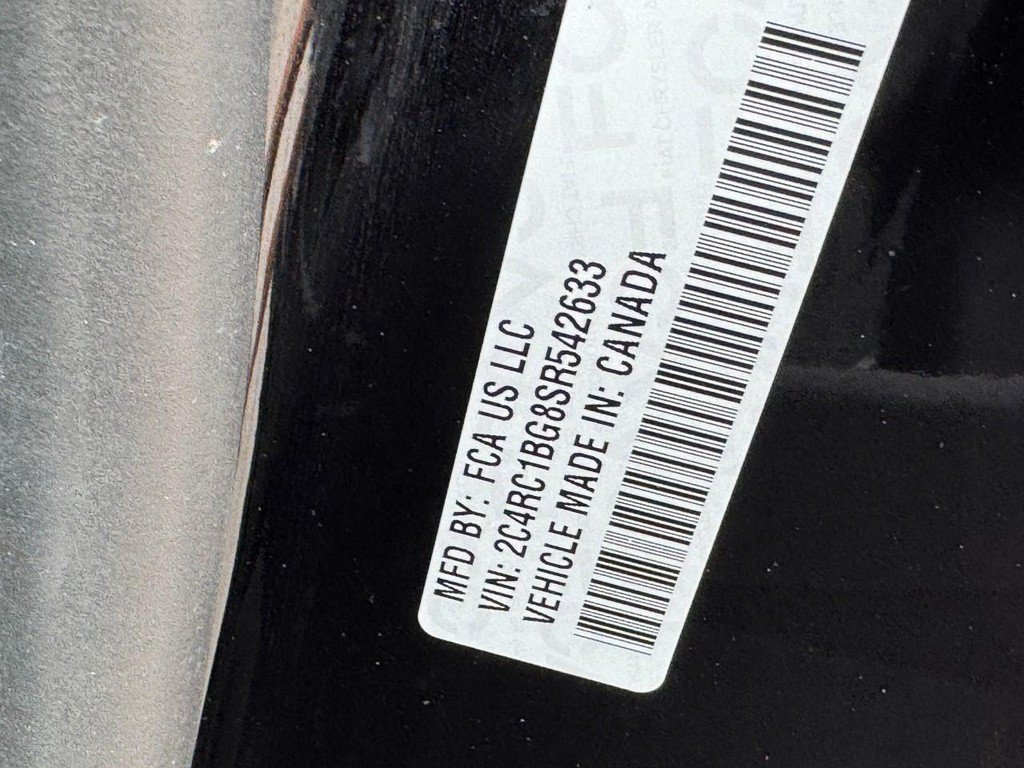 Used 2025 Chrysler Pacifica Select FWD image 29