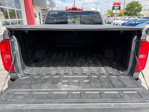Used 2021 Chevrolet Colorado LT w/ LT Convenience Package AWD/4WD image 8