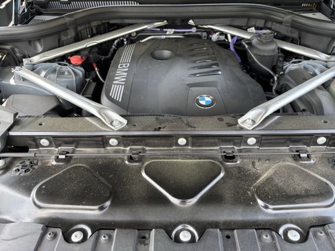 Used 2026 BMW X5 sDrive40i w/ M Sport Package image 36