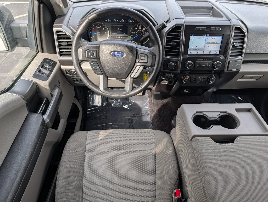 Used 2017 Ford F150 XLT w/ Equipment Group 302A Luxury AWD/4WD image 18