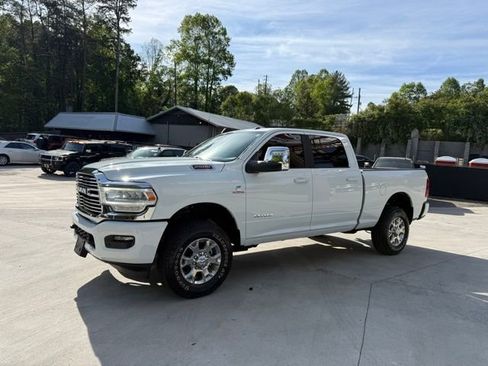 Used 2024 RAM 2500 Laramie AWD/4WD image 11