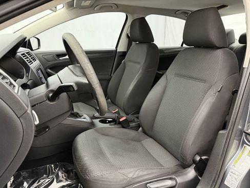 Used 2012 Volkswagen Jetta S image 7